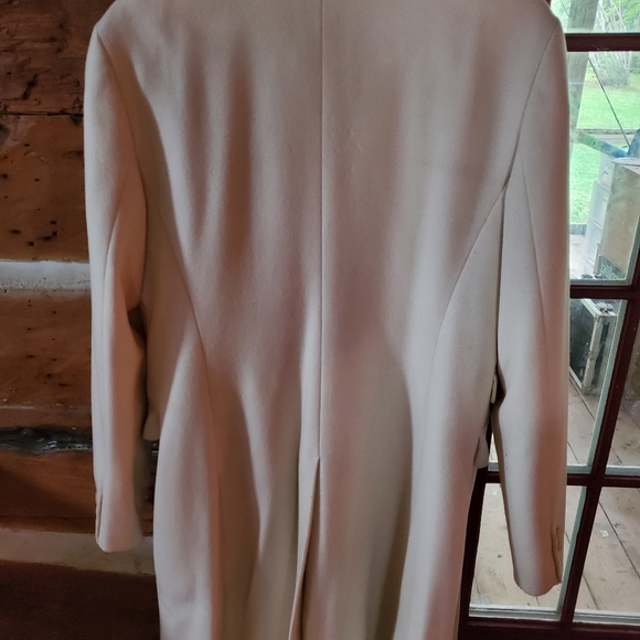 Beautiful Fall/Winter Jacket - Picture 3 of 3